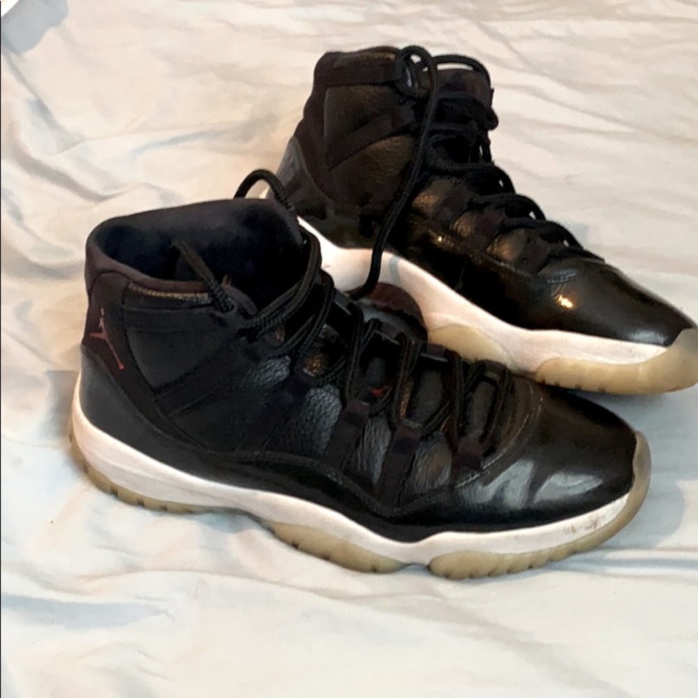 Jordan Retro 11 “72-10”